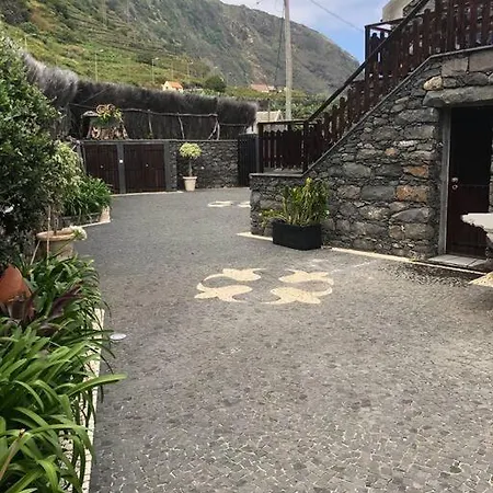 Cozy With Ocean View Chalet *