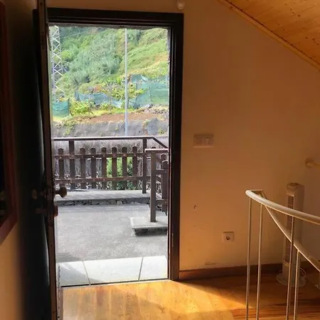 Cozy With Ocean View Alpstuga Seixal (Madeira)