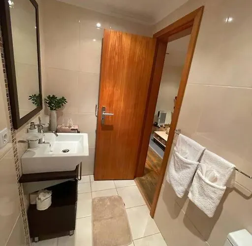 Cozy With Ocean View Chalet