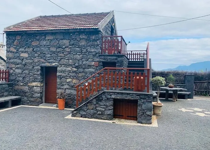 Cozy With Ocean View Chalet *